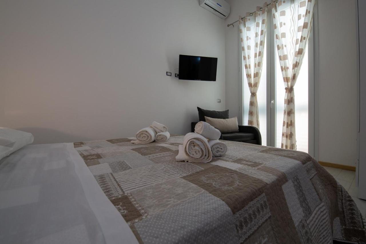 B&B Archimede Floridia Exterior foto
